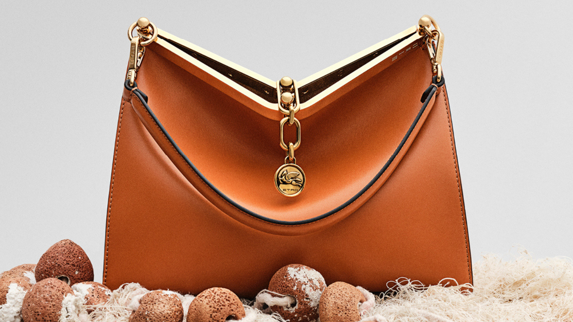 ETRO – SEIBU The Exchange TRX
